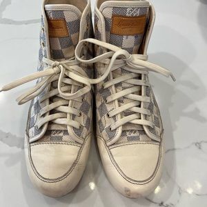 Louis Vuitton High Top sneakers